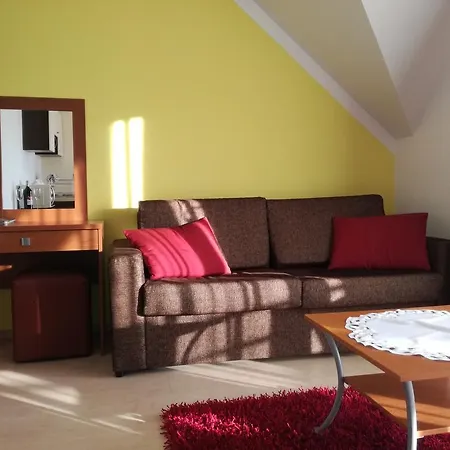 Luxury Apartman Bešeňová